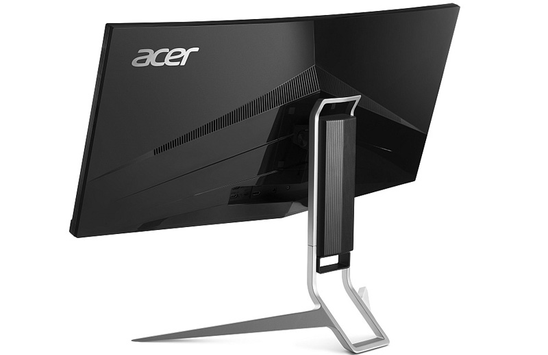 Acer Predator XR3 - 2